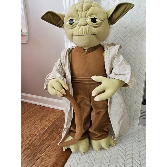 RARE Star Wars Plush Yoda 26" - Store Display 2013 Jumbo HTF Realistic Lucasfilm - Picture 1 of 12